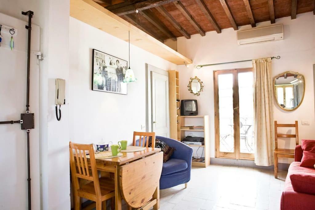 Rebby'S Terrace Apartment Florence Exterior photo